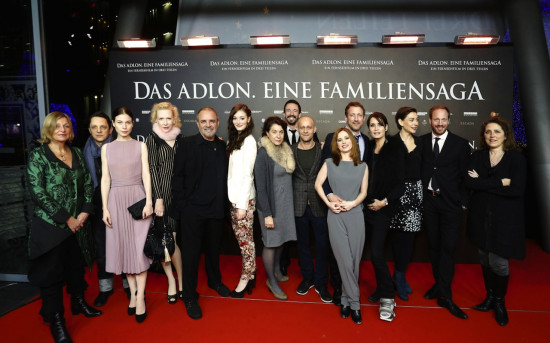 DAS ADLON. Eine Familiensaga